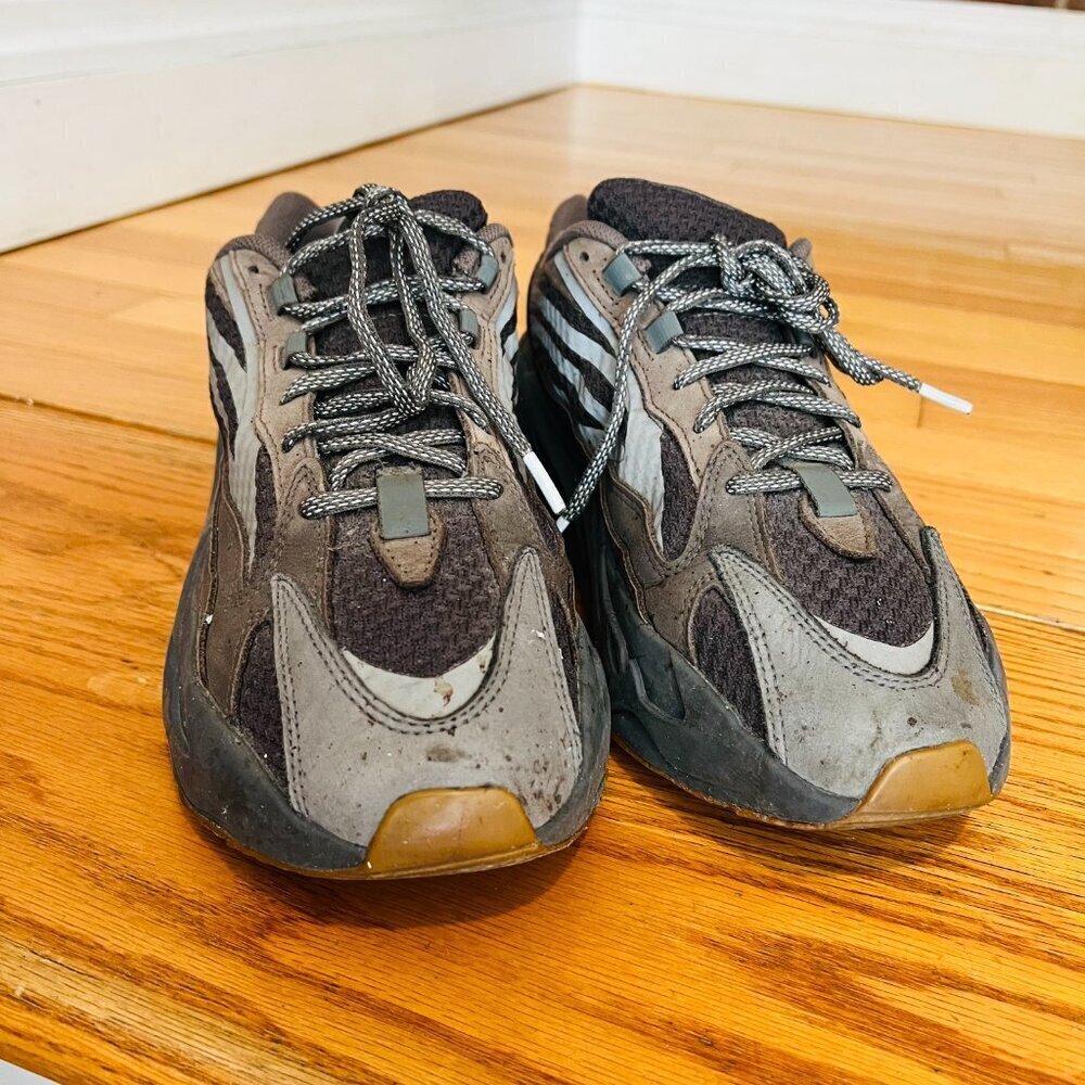 Adidas Yeezy Boost 700 V2 Geode EG6860 Men US 10.5 Size - Picture 12 of 13